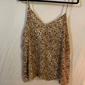 Cute cheetah print tank top. Size xxl.